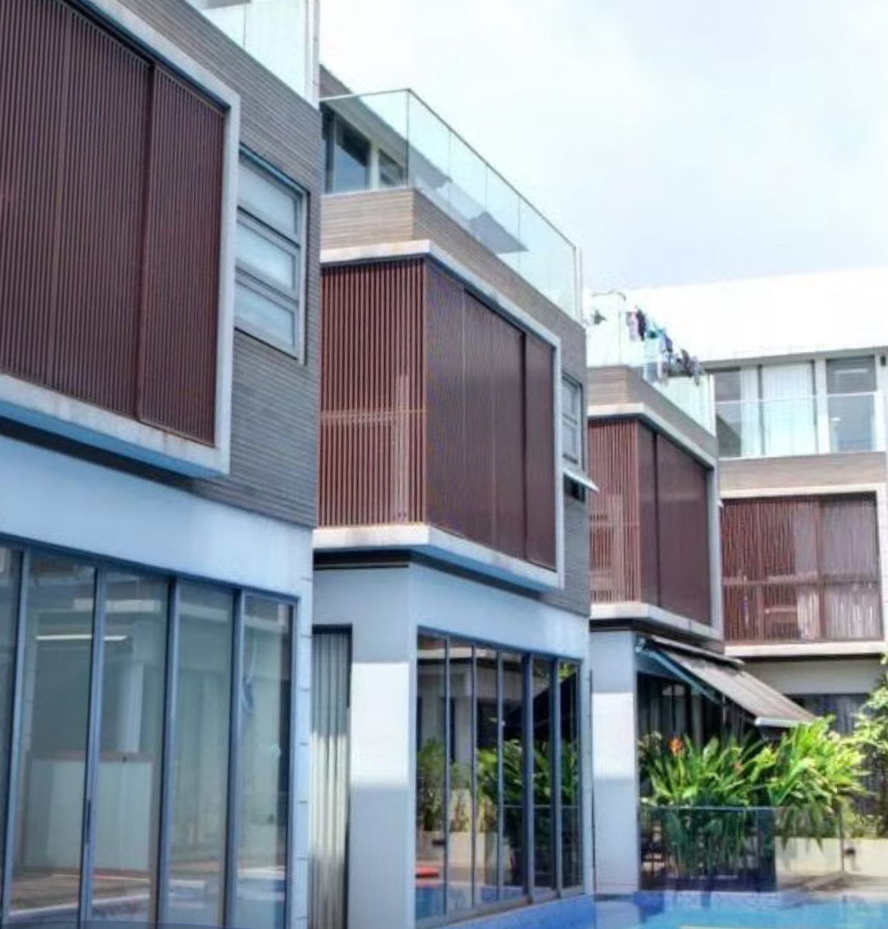 Medallion Cluster House for sales